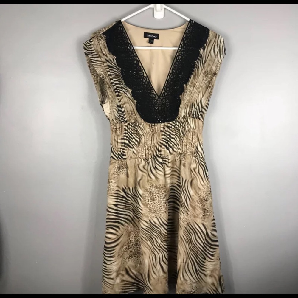 Bebe Low v neck cheetah dress size small